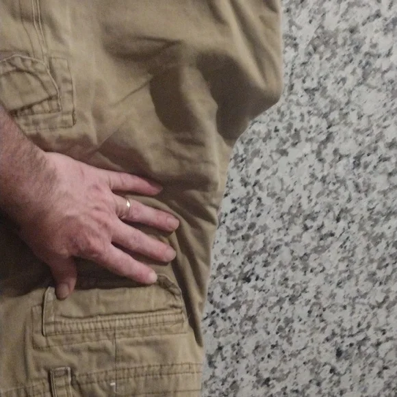 Aeropostale khaki cargo shorts - Picture 7 of 11